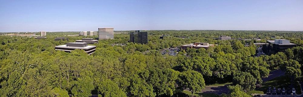 Doubletree By Hilton Kansas City - Overland Park Exterior foto